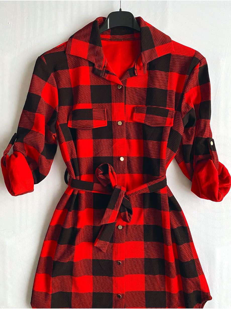 Rochie ieftina casual stil camasa lunga rosie cu carouri si cordon in talie