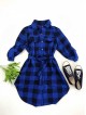 Rochie ieftina casual stil camasa lunga albastra cu carouri si cordon in talie