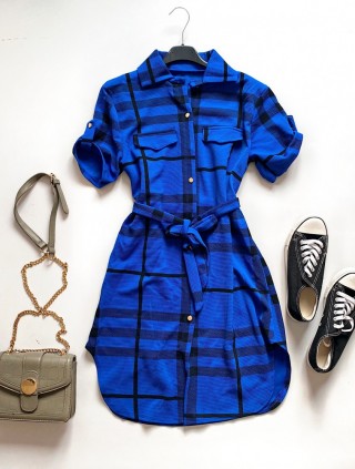 Rochie ieftina casual scurta stil camasa albastra si cordon in talie cu imprimeu dungi