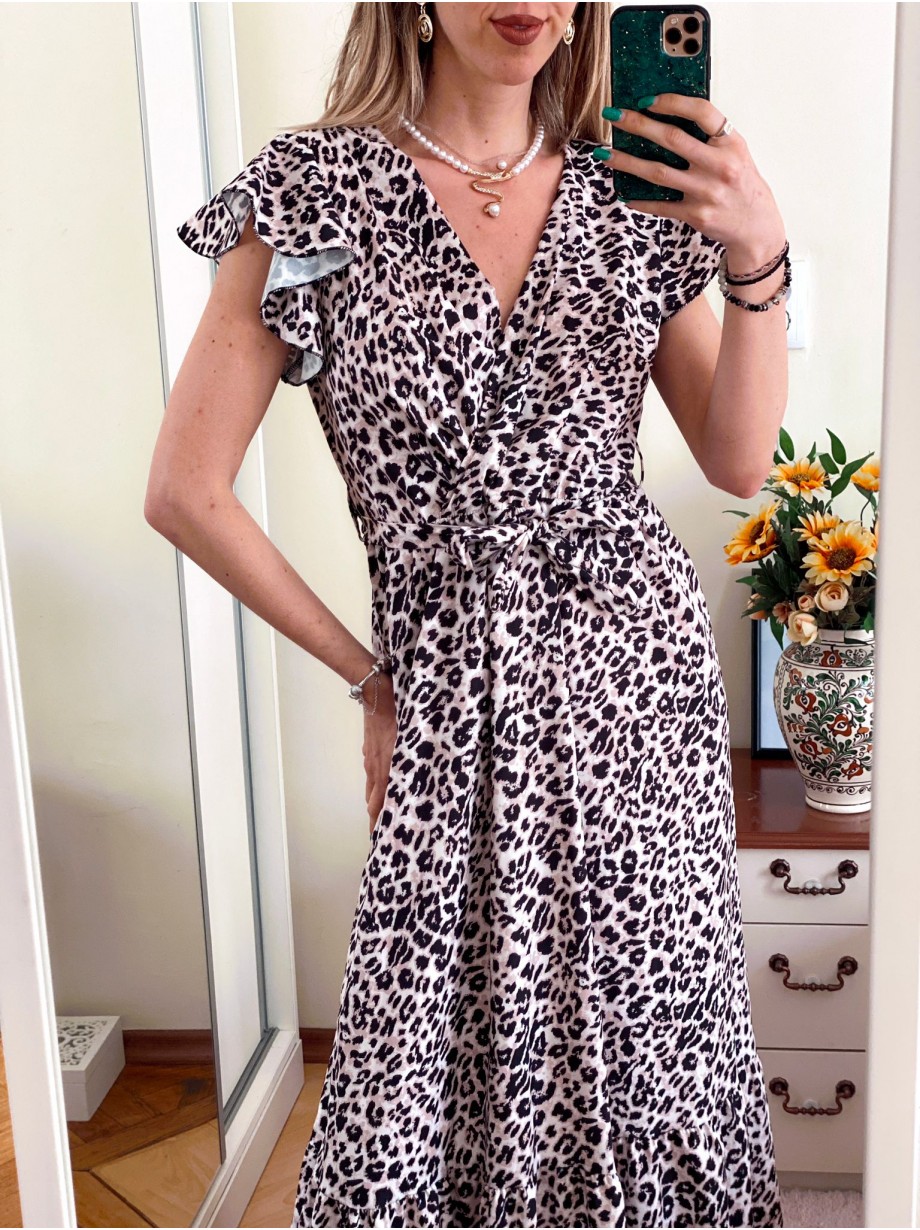 Rochie eleganta lunga crem cu imprimeu animal print, volanase la maneci si cordon in talie