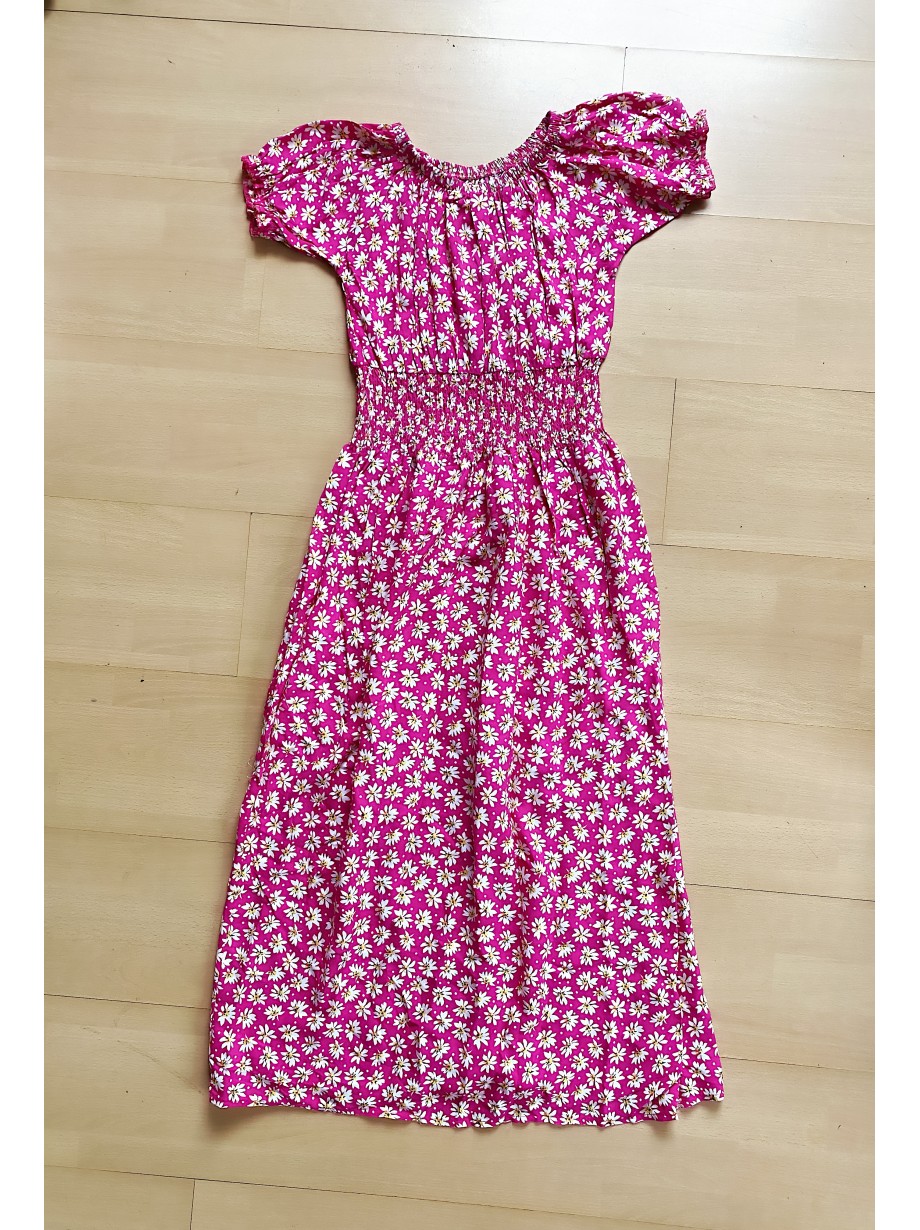 Rochie midi de vara roz cu imprimeu floricele - Eleganța Delicată