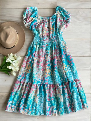 Rochie midi de vara lejera cu imprimeu floral de culoare albastra 