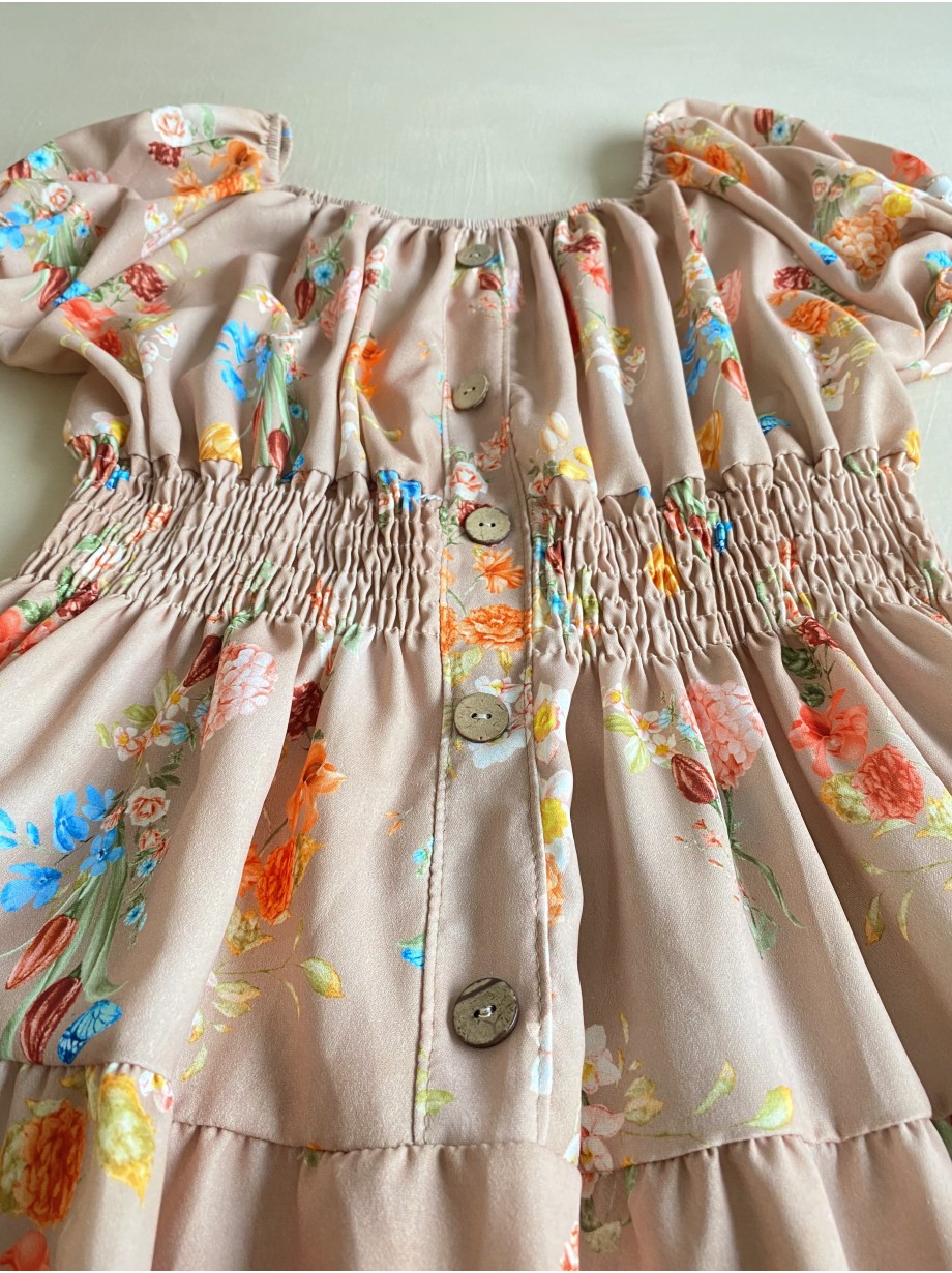 Rochie midi de vara lejera cu imprimeu floral de culoare crem