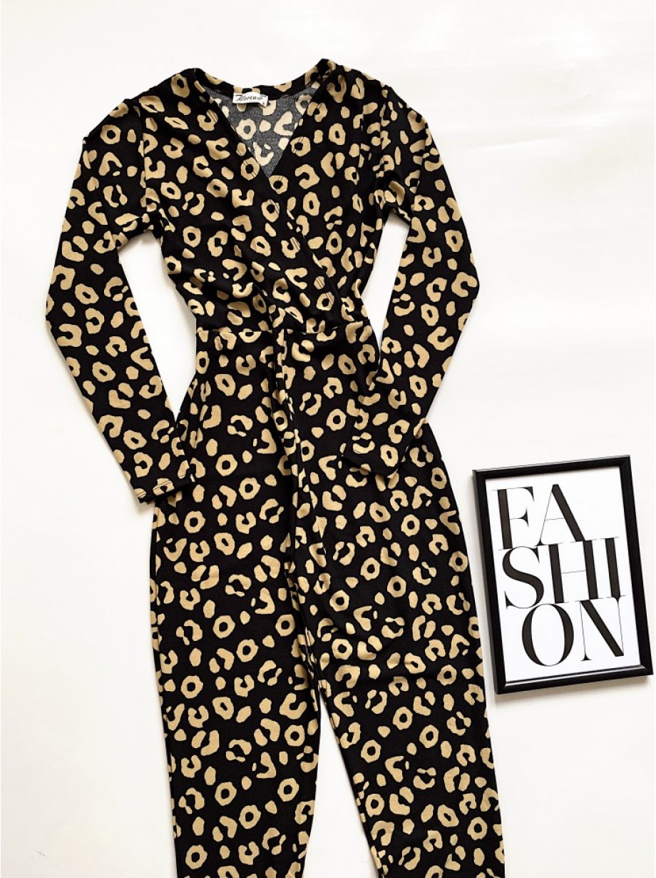 Salopeta dama casual lunga neagra cu imprimeu urme maro si cordon in talie