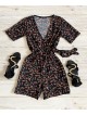 Salopeta dama casual scurta neagra cu imprimeu flori rosii mici