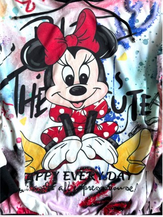 Trening dama negru din CATIFEA cu pantaloni lungi cu snur si bluza neagra cu gluga imprimeu MINNIE MOUSE happy