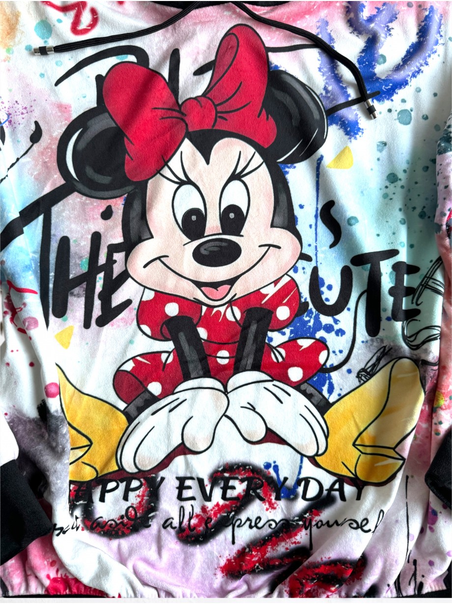 Trening dama negru din CATIFEA cu pantaloni lungi cu snur si bluza neagra cu gluga imprimeu MINNIE MOUSE happy
