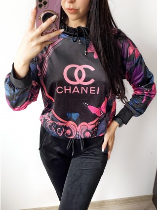 Trening dama din CATIFEA cu pantaloni lungi negri cu snur si bluza cu gluga imprimeu CHANEI 