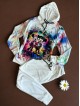 Trening dama alb din catifea cu pantaloni lungi cu snur si bluza alba cu gluga imprimeu MICKEY si MINNIE MOUSE happy