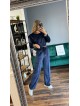 Trening dama superb bleumarin din catifea cu pantaloni largi si bluza cu umeri bufanti