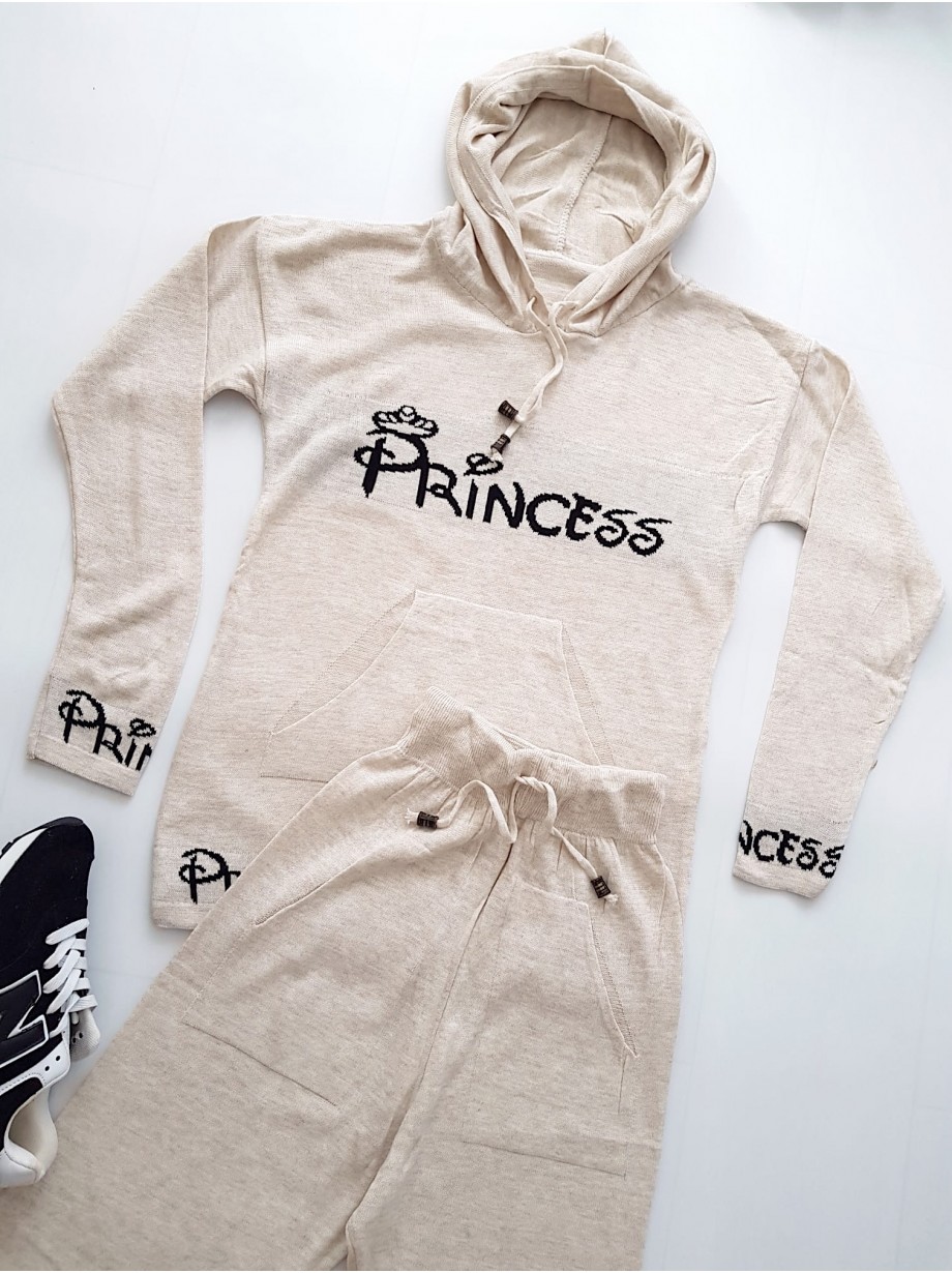 Trening dama din tricot crem cu inscriptie Princess si gluga