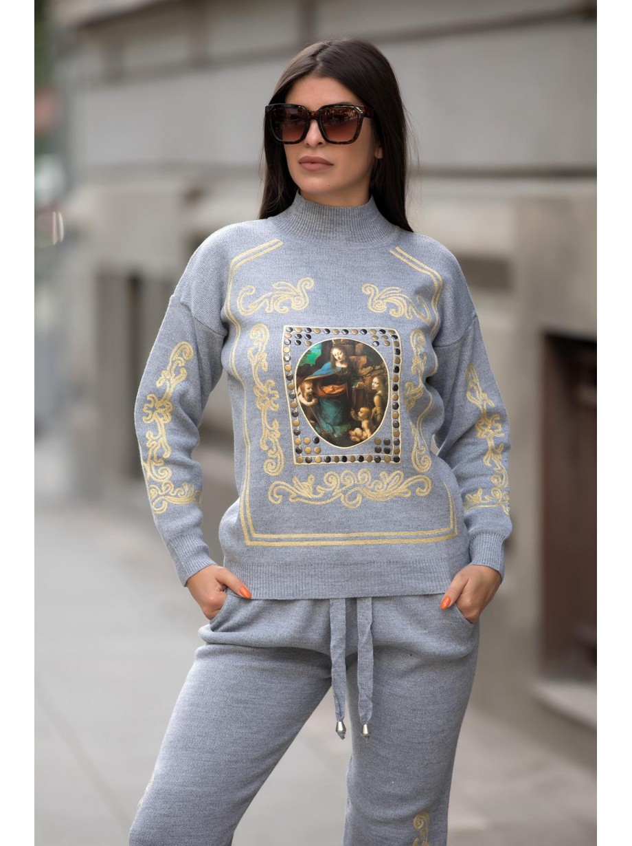 Trening dama din tricot gri cu bluza pe gat si model Tablou